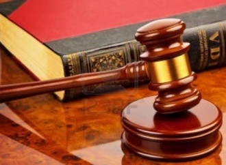 Figlia "cambia" sesso. Il giudice imbavaglia il padre