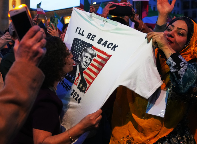 Manifestazione pro-Trump della diaspora iraniana (AP)