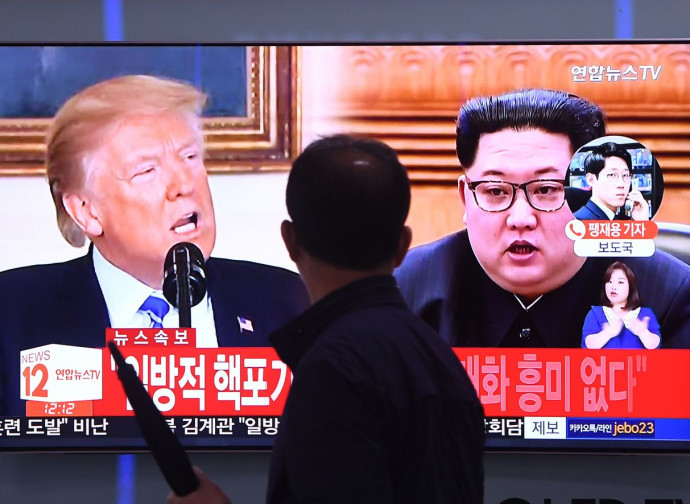 Trump e Kim visti dalla TV sudcoreana Trump e Kim visti dalla TV sudcoreana