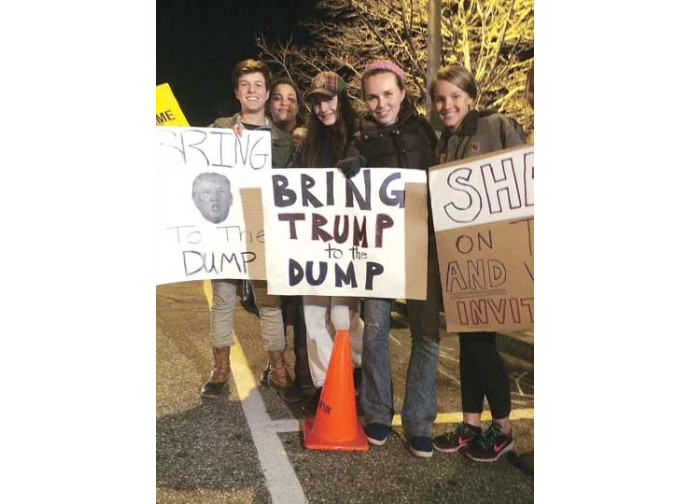 Studentesse contro Trump Studentesse contro Trump