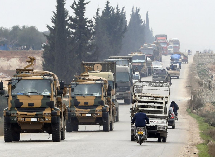Convoglio militare turco a Idlib (Siria occidentale)