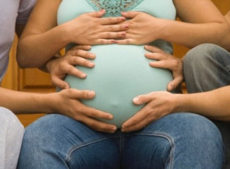 Vescovi ucraini contro l’utero in affitto