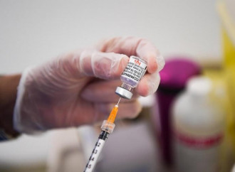 “Cari Vicari, non ignorate i danni dei vaccini anti-Covid”