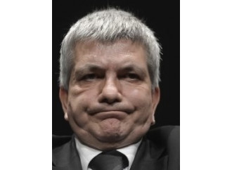 Vendola contro i crocefissi. I tagliagola ringraziano