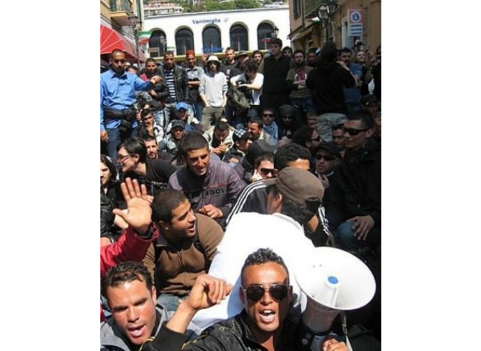 Ventimiglia, protesta degli immigrati Ventimiglia, protesta degli immigrati