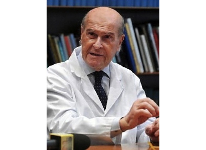 Il professor Umberto Veronesi Il professor Umberto Veronesi