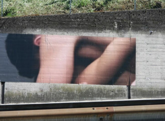 Pornografia gay in superstrada